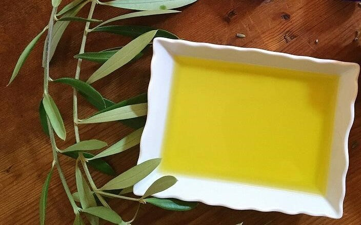 How to: Wash your Face with Olive Oil